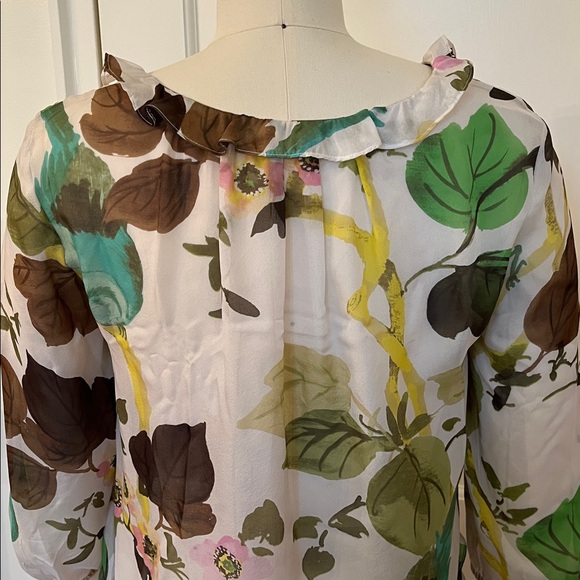 Leifsdottir Anthropologie Silk Floral Blouse.  Size 8.  EUC. - Picture 4 of 9